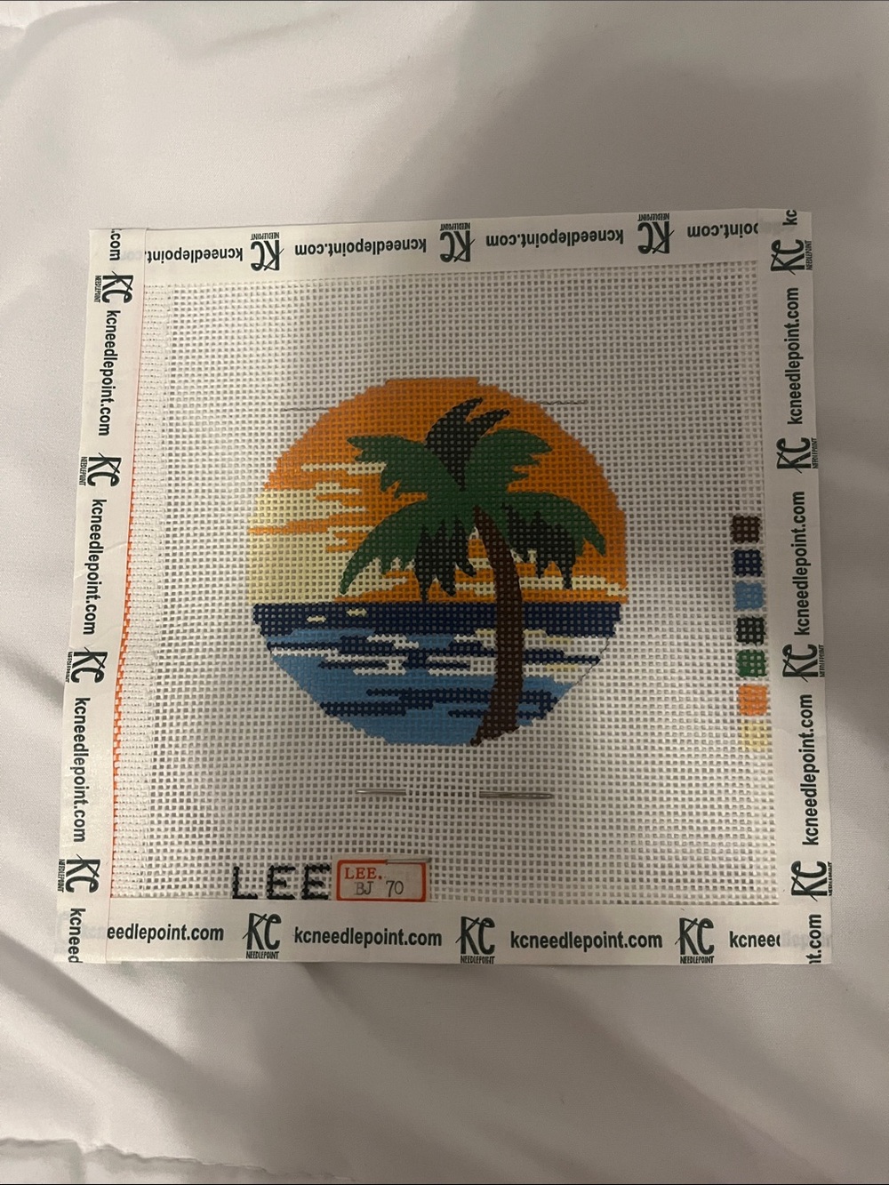 Palm Tree 3” Round Needlepoint Canvas
